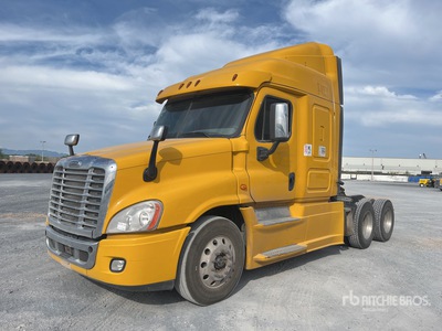2015 Freightliner Cascadia 125 6x4 Tractocamion con Dormitorio / تراكتور شاحنة كابينة النوم (ثنائية المحور)
