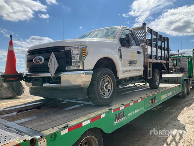 2019 Ford F-250 4x4 Autocarro cassone fisso