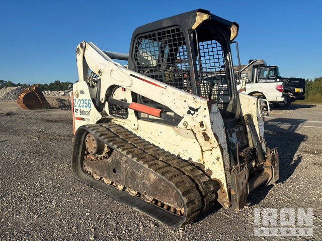 MINI CARGADOR SOBRE ORUGAS 2012 BOBCAT T750