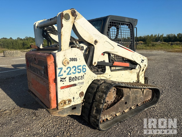 MINI CARGADOR SOBRE ORUGAS 2012 BOBCAT T750