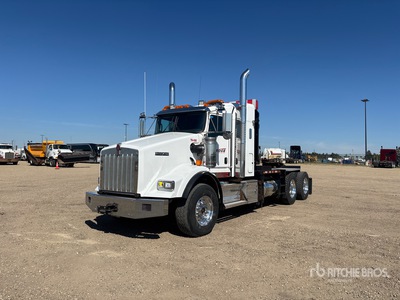 2015 Kenworth T800 6x4 Sleeper Autocarro con argano