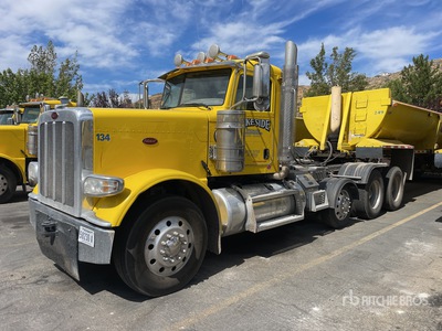 2015 Peterbilt 389 8x4 Tri/A Day Cab Truck Tractor