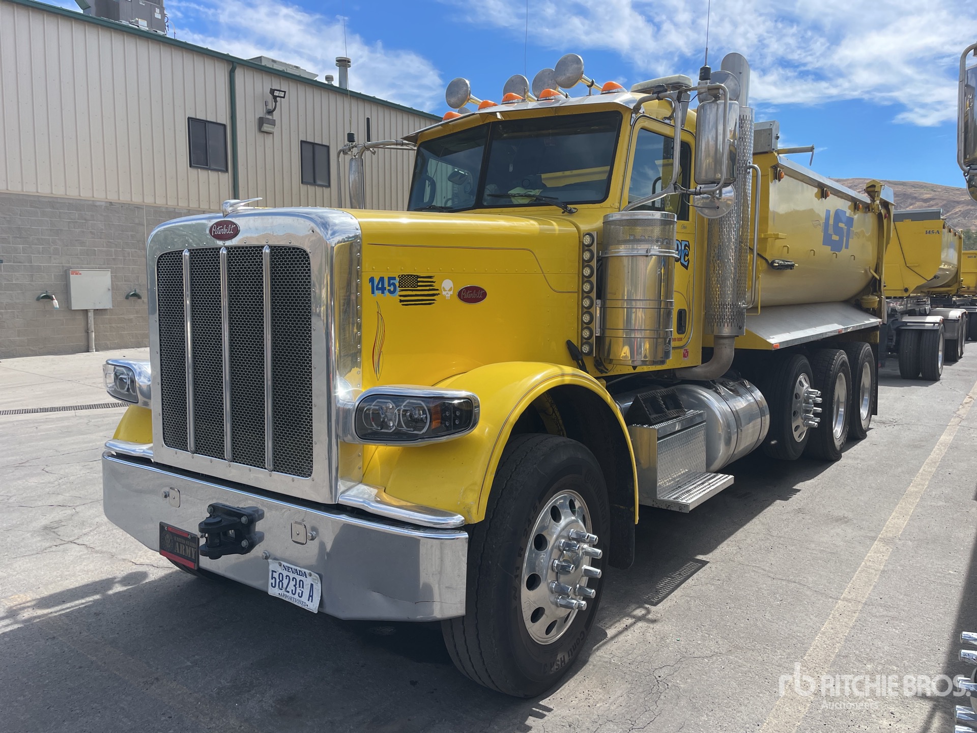 2016 Peterbilt 389 8x4 Transfer Set