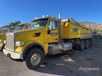 2022 Peterbilt 567 8x4 Tri/A Dump Truck
