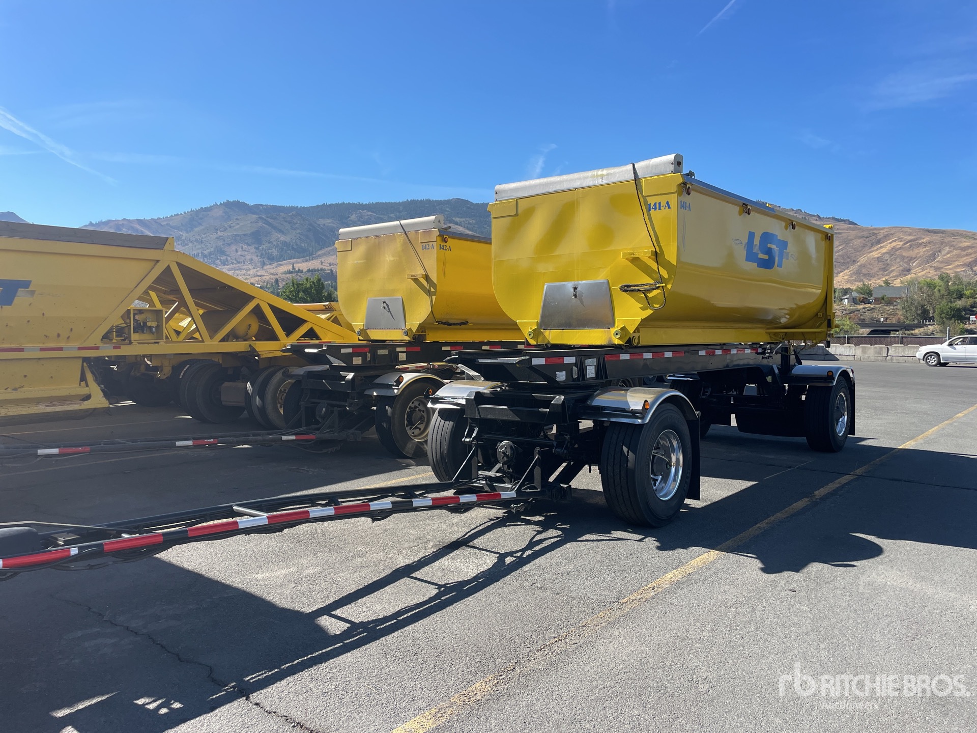 2014 Wesco 2/Axle Transfer Trailer
