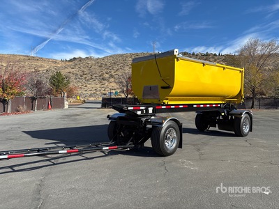 2014 Wesco W-8L-R-2 T/A Turntable Transfertrailer
