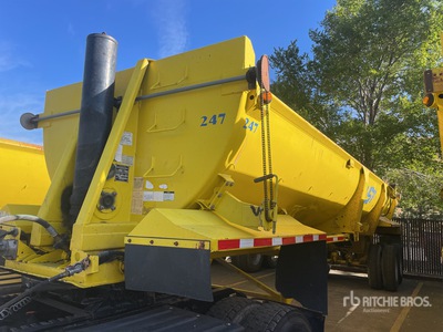 2004 Ranco 32 ft T/A End Dump Trailer