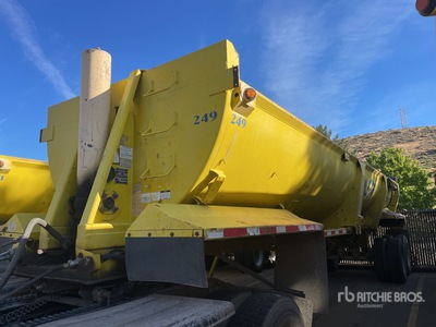 2004 Ranco 32 ft T/A End Dump Trailer
