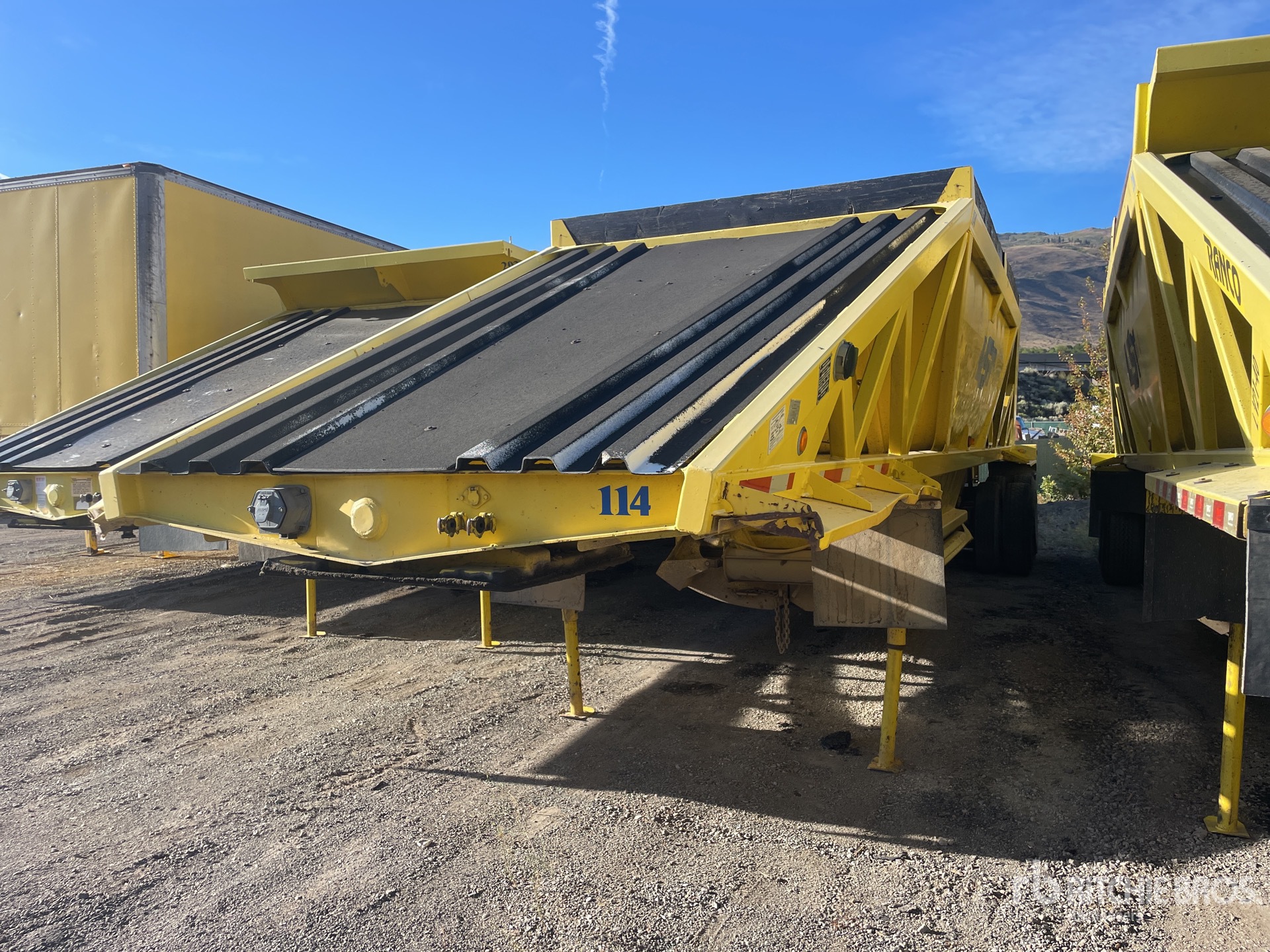 1999 Ranco 16 ft T/A Lead Remorque à benne centrale
