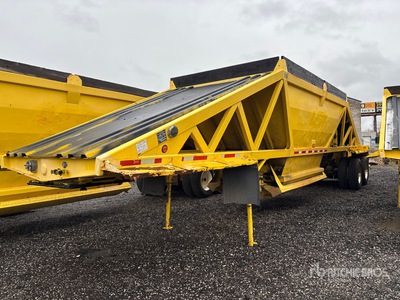2000 Ranco T/A Lead Belly Dump Trailer