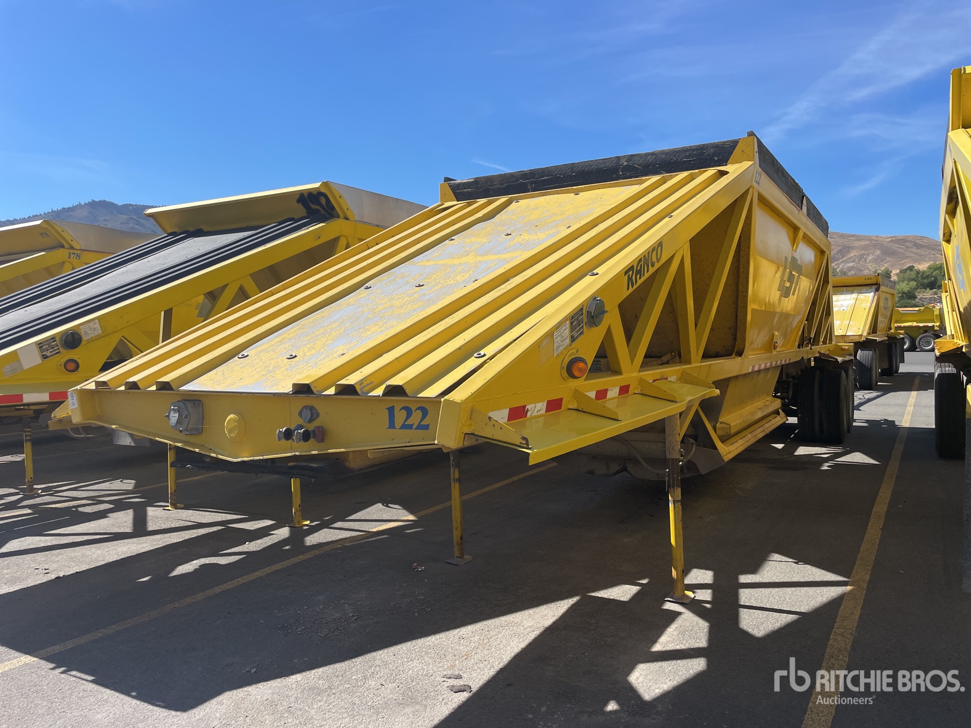 2002 Ranco 16 ft T/A Lead Belly Dump Trailer