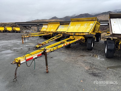 2006 Ranco 14 ft T/A Turntable Pup Remorque à benne