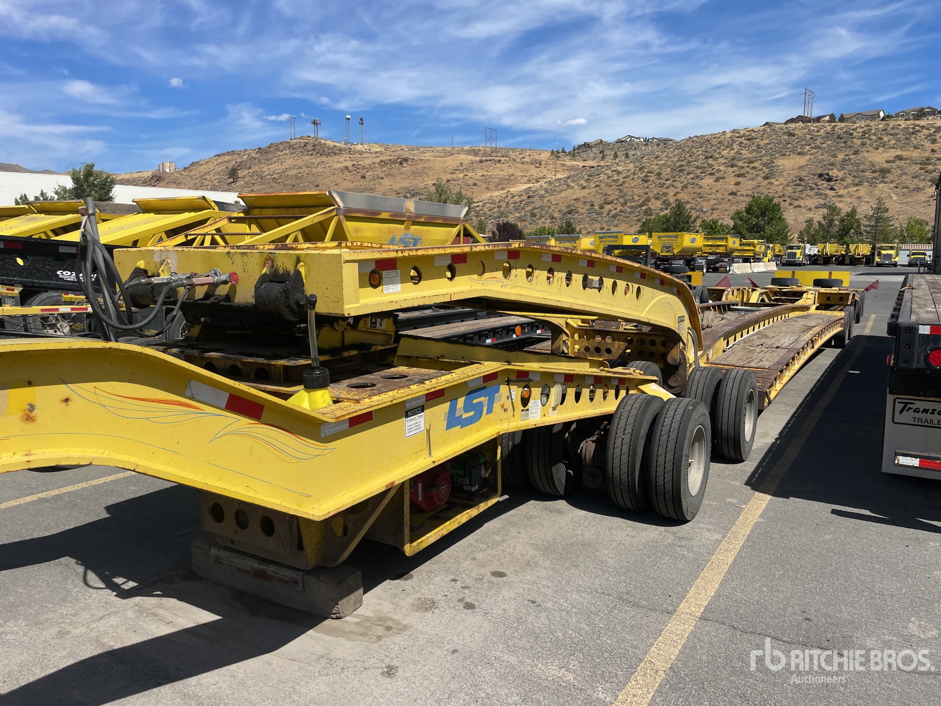 2007 Cozad 16-Wheel Removable Gooseneck Tieflader