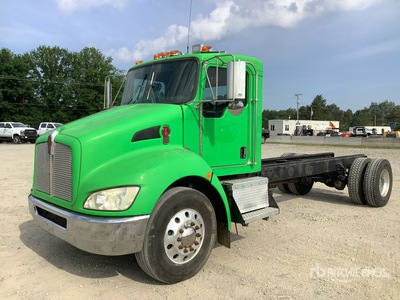 2008 Kenworth T300 4x2 T/A Day Cab Truck Tractor