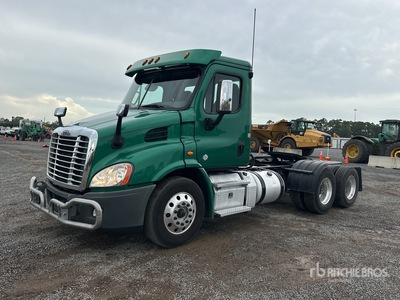 2019 Freightliner Cascadia 113 6x2 T/A Day Cab Truck Tractor