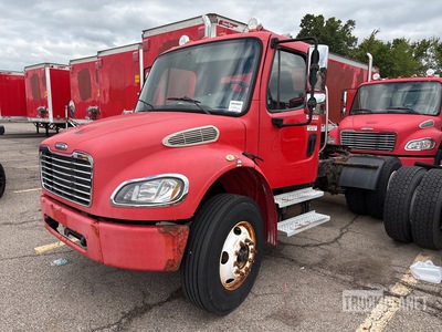 2007 Freightliner M2 4x2 Cabeza Tractora Cabina Corta (Inoperable)