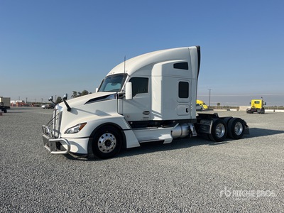 2022 Kenworth T680 6x4 T/A Sleeper Truck Tractor