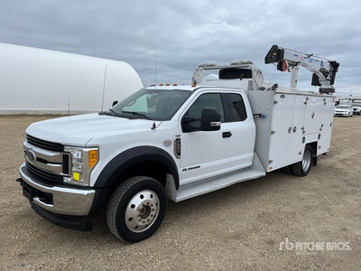 2017 Ford F-550 XLT 4x4 Extended Cab Service Truck