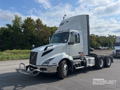 2021 Volvo VNL 300 6x4 Day Cab Truck Tractor