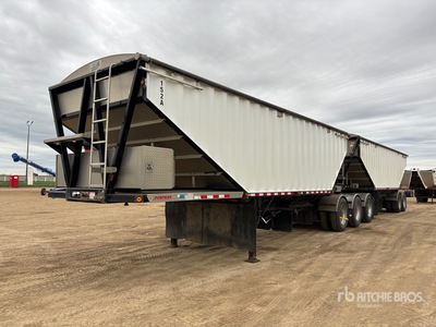 2015 Doepker GB182701 28 ft Super B-Train Lead Grain Trailer