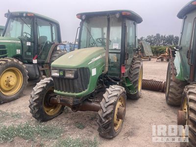 John Deere 5525 جرار ذو دفع رباعي