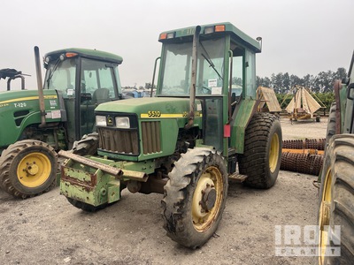 John Deere 5510 جرار ذو دفع رباعي
