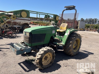 John Deere 4600 جرار ذو دفع رباعي