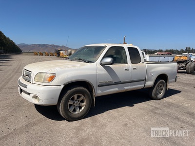 2005 Toyota Tundra 4x4 Extended Cab بيك اب
