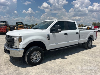 2019 Ford F-250 XL 4x4 Crew Cab Pickup