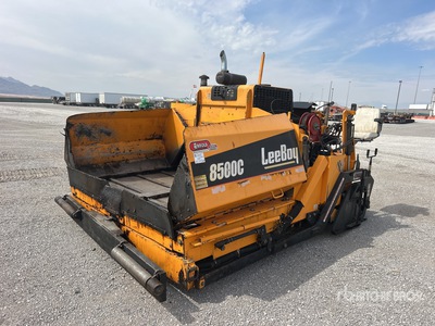 2015 LeeBoy 8500C Track Extendedora de Asfalto