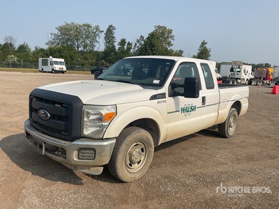 2013 Ford F-250 XL 4x2 Extended Cab Pickup
