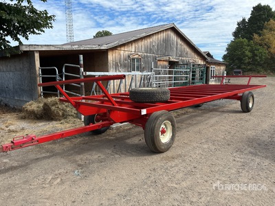 Hillside Manufacturing 24 ft Round Bale Wagon