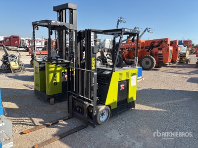 Clark ESX17 3200 lb Electric Forklift