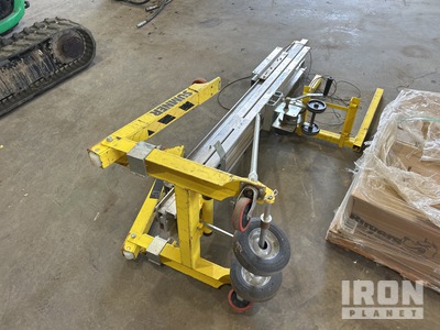 2022 Sumner 2112 Material Hoist