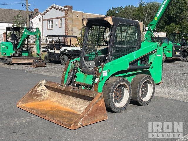 MINI CARGADOR SOBRE RUEDAS 2021 BOBCAT LOADER