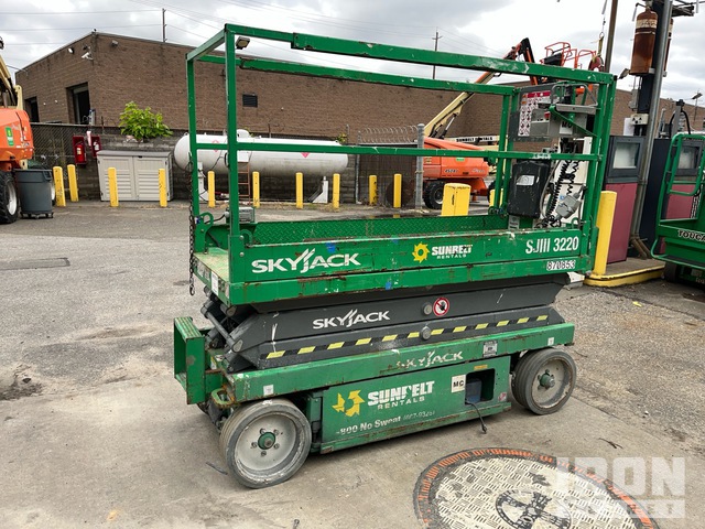ELEVADOR TIJERA 2016 SKYJACK SJIII3220