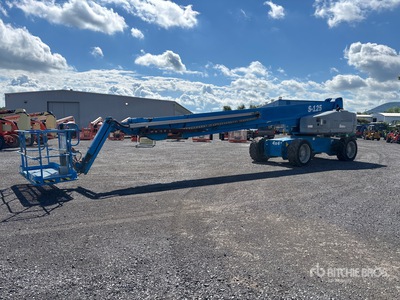 2014 Genie S125 4WD Diesel Plataforma Elevadora Telescópica