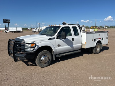2015 Ford F-350 XL 4x4 Extended Cab Camion de servicios