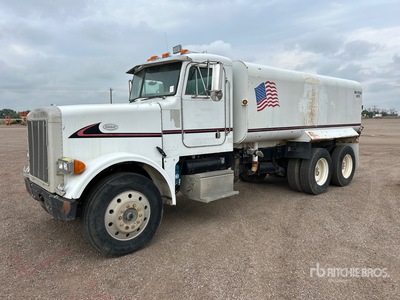 1997 Peterbilt 378 6x4 Water Truck
