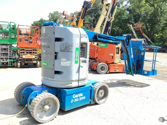 ELEVADOR ARTICULADO 2016 GENIE Z3020N