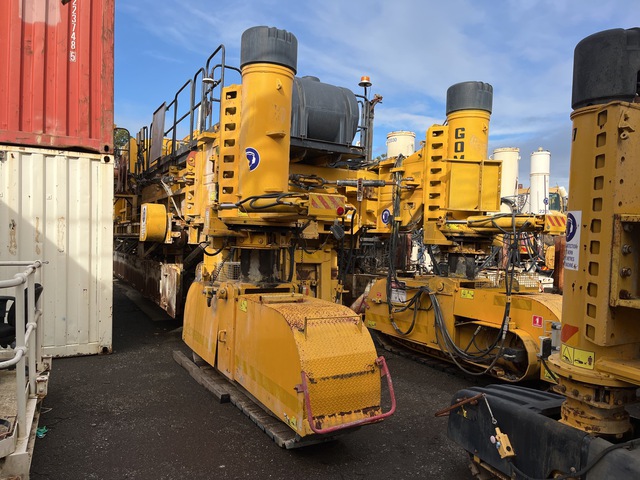 2010 Gomaco GP-4000 Slip Form Paver 2010 Gomaco GP-4000 Slip Form Paver