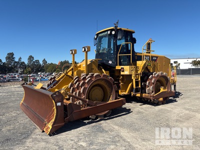 2007 Cat 825H Compactador de suelo