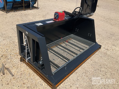 Raytree RMVB78 78" Vibrating Bucket - Unused