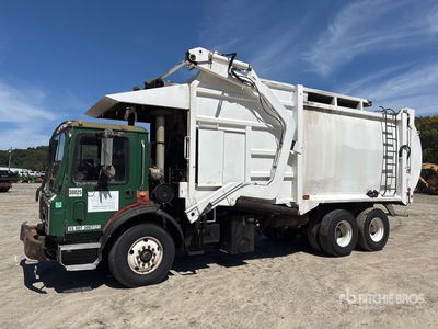 2005 Mack MR688S 6x4 Front Loader Camion de collecte des ordures ménagères