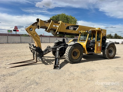2008 Cat TL1055 を見 Telehandler