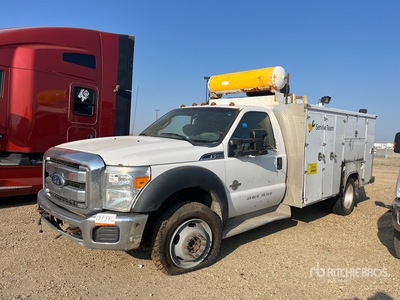 2014 Ford F-550 XLT 4x4 Utility Truck (Inoperable)
