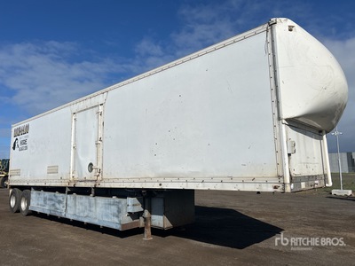 1988 Lucar 12.4 m x 2.5 m Bogie/A Draagbaar toilet