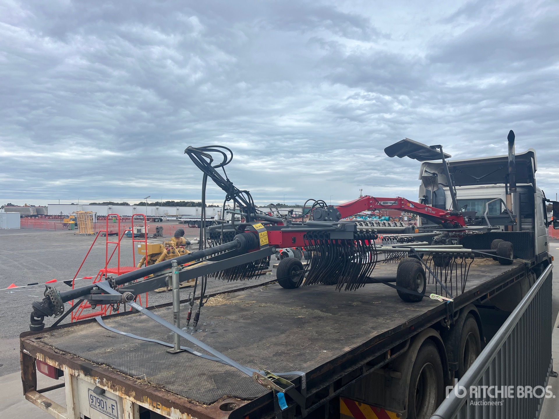 Massey Ferguson Hay Rake