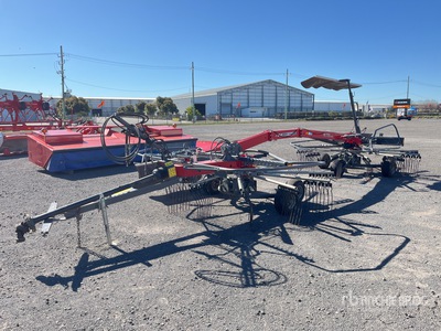 2020 Massey Ferguson RK702 TR-SDX 2-Point 2 Rotor Hay Rake