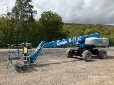 2019 Genie S-65XC 4WD Diesel ブームリフト